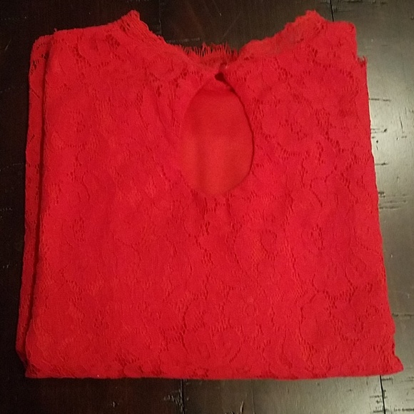 Red lace h&m top - Picture 3 of 4